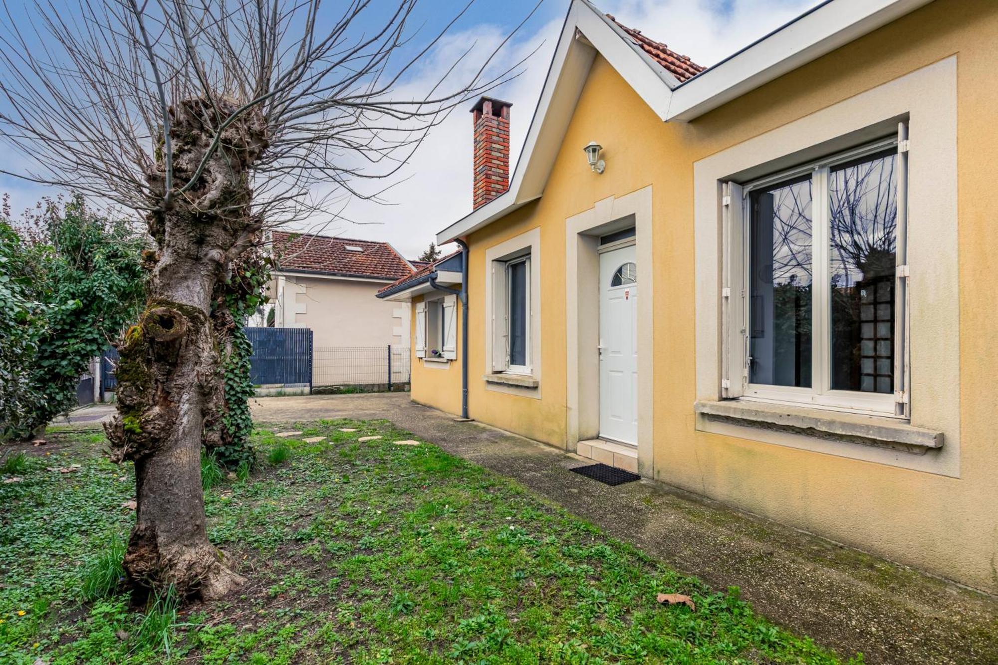Maison Arcachonnaise Sur Merignac Buitenkant foto